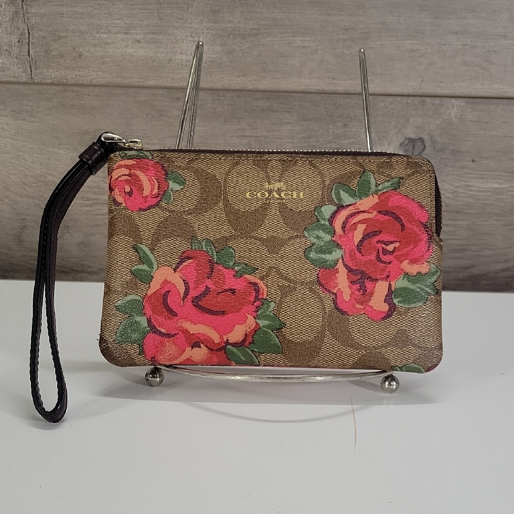 Coach Jumbo Rose Signature Coated Canvas Wristlet Wallet
